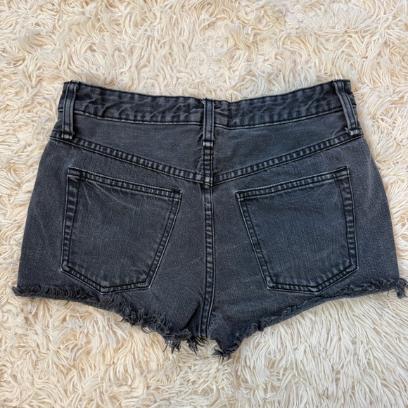 Free People Denim Shorts mid rise washed black SZ 25 button fly raw hem - Picture 6 of 6